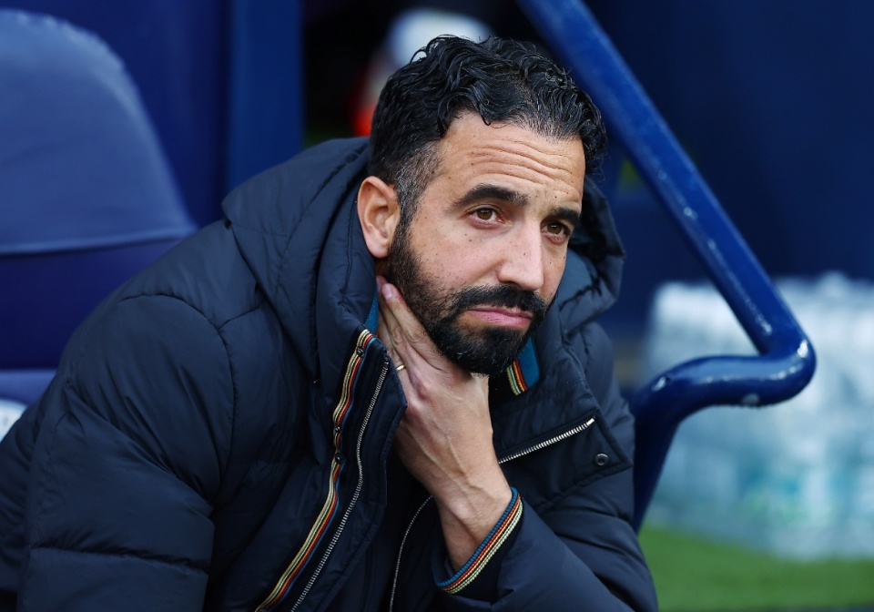 万镑解约金, 留给阿莫林, 更适合另一