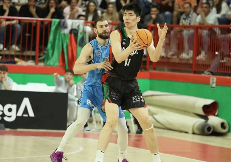 赛中余嘉豪, 力较弱, 第三轮比赛